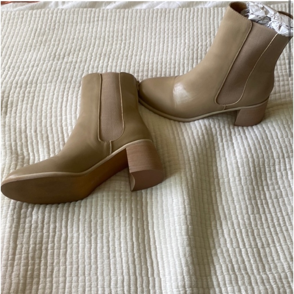 Oasis Society Boots